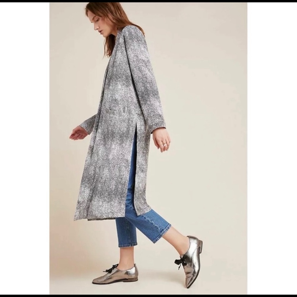 NWT Anthropologie BB Dakota open front jacket. Gray snake print. Size M.